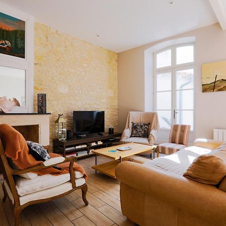 Duplex Joliment Decore Et Sa Cour Ensoleillee Saint-Martin-de-Re Bagian luar foto